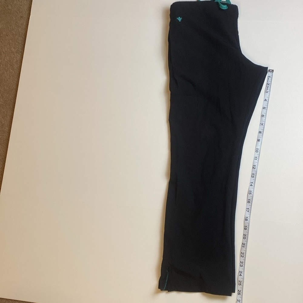 Med Couture womens 3 pockets scrub pants Navy with Pink Details - Picture 5 of 7